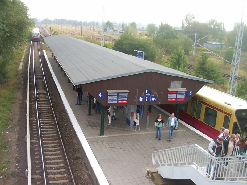 Blick auf den S-Bhf. Betriebsbahnhof Schneweide, 2007
