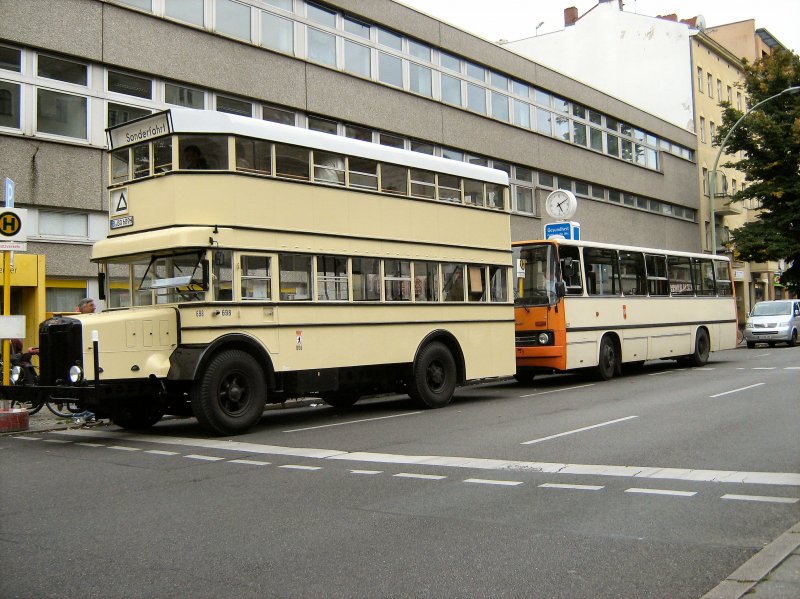 Nahverkehrsgeschichte Bus - in der Mllerstrasse 2008