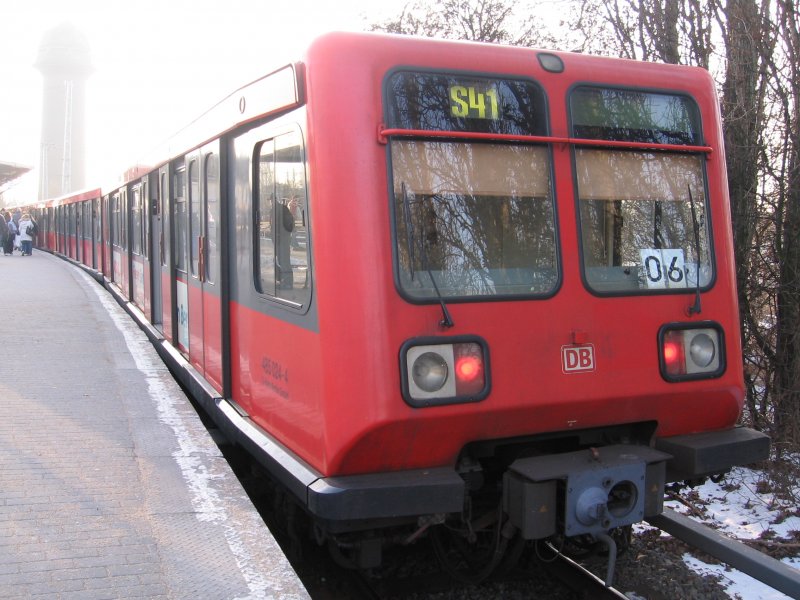 Ostkreuz,  Colabchse  als Ringbahnzug, 2006