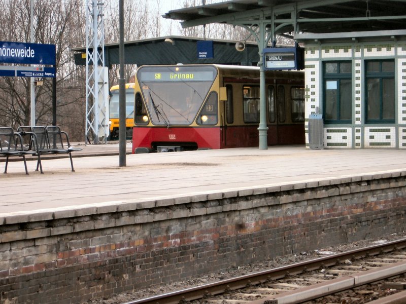 S-Bahn in Schneweide, Berlin 2006