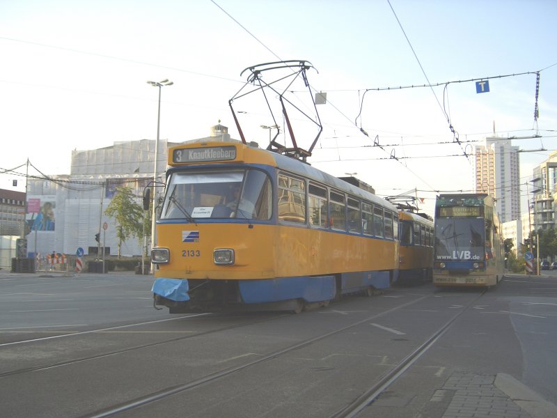 TATRA-Zug und Niederflurbahn in Leipzig, 2005
