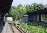 Einfahrt in den Bahnhof Zehlendorf