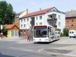 Stadtbus in Hochheim vor der Weiterfahrt ins Stadtzentrum und weiter ..